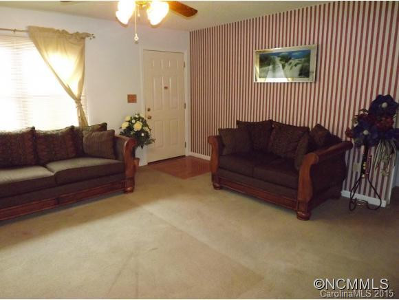 109 ASHWOOD LANE - Photo 3