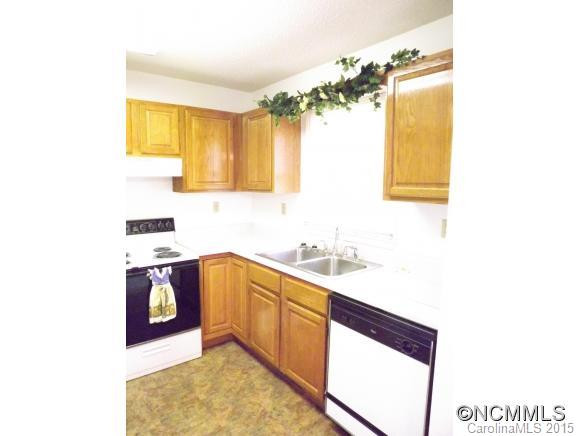 109 ASHWOOD LANE - Photo 6