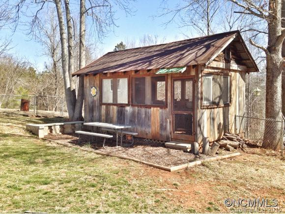 281 McMurray Road - Photo 10