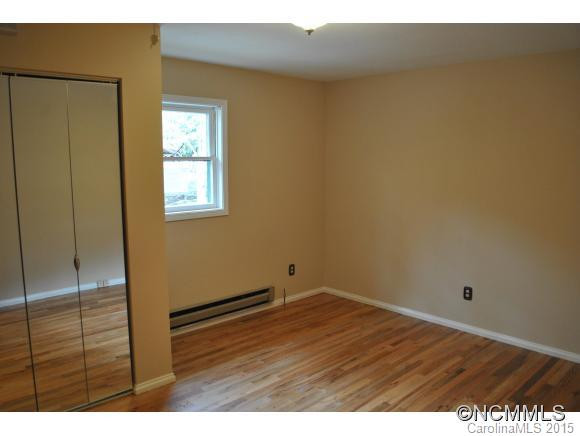 32 Hamilton Court - Photo 11