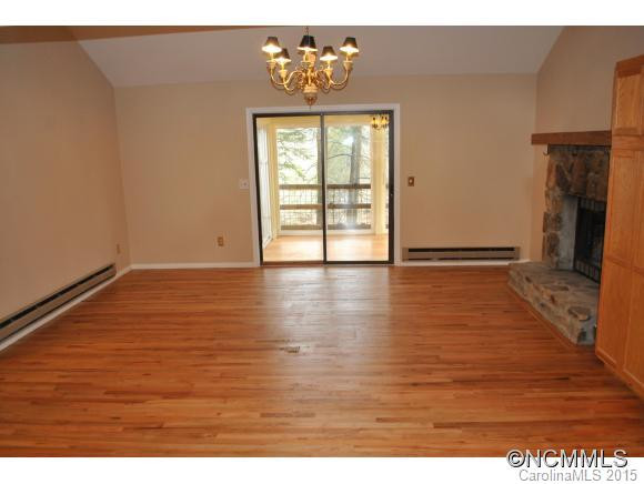 32 Hamilton Court - Photo 7