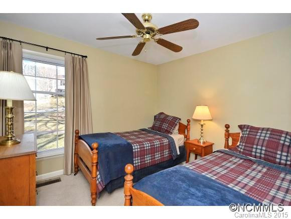 151 Castlerock Drive - Photo 17
