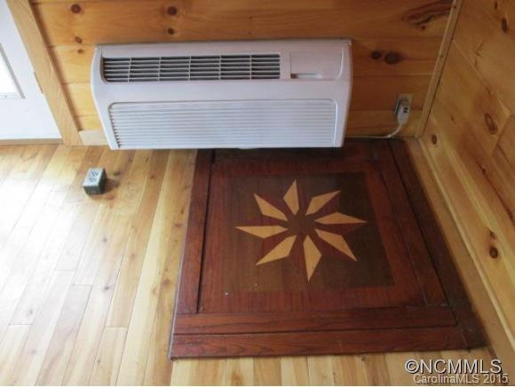 100 Clover Leaf Dr - Photo 5