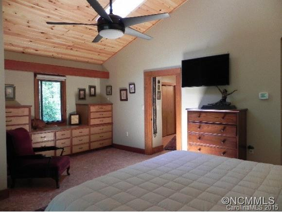 343 Round Hill Rd. - Photo 13