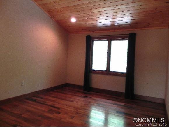 343 Round Hill Rd. - Photo 16