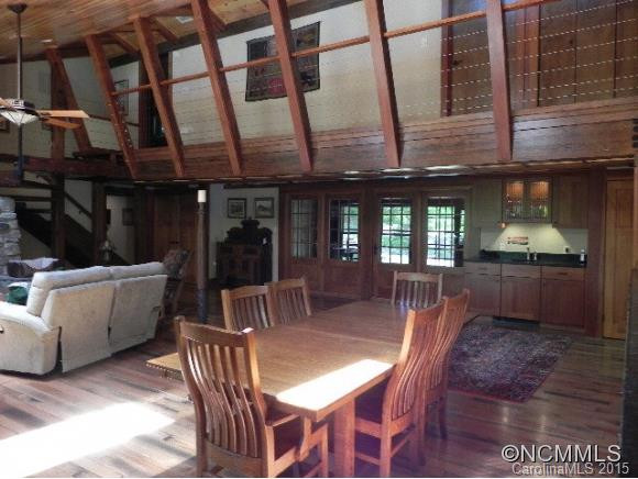 343 Round Hill Rd. - Photo 8