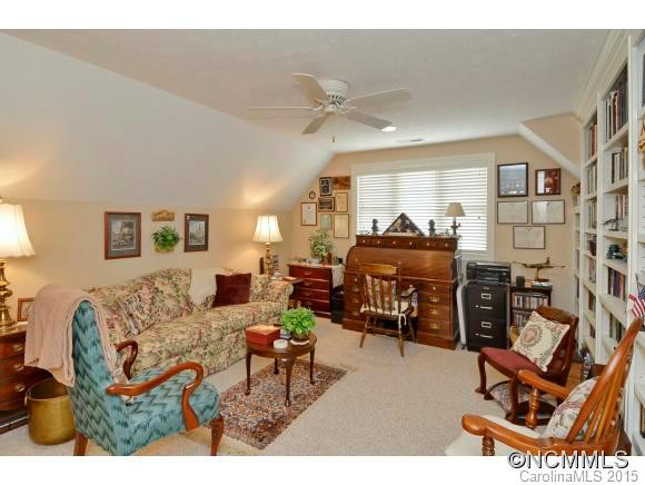 245 Whistlewood Lane - Photo 16