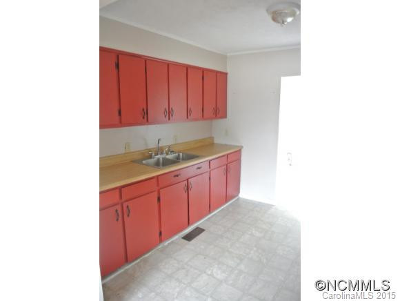 15 Happy Valley Road - Photo 4
