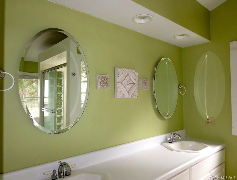197 Nicholson Cove - Photo 11