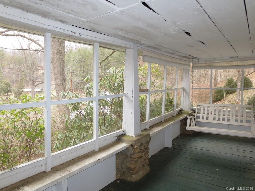 197 Nicholson Cove - Photo 4