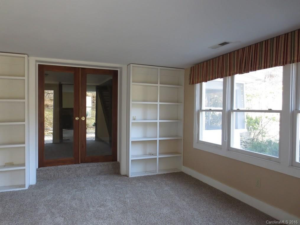 197 Nicholson Cove - Photo 8