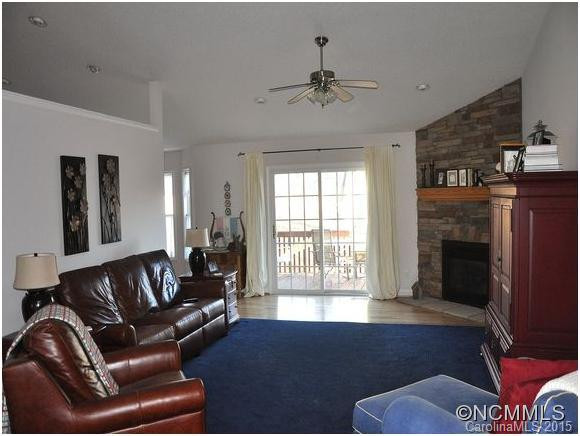 210 Bridle Path - Photo 6