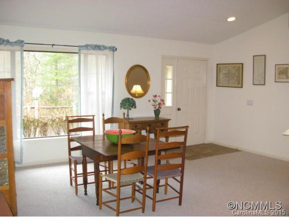 213 Club Drive - Photo 4