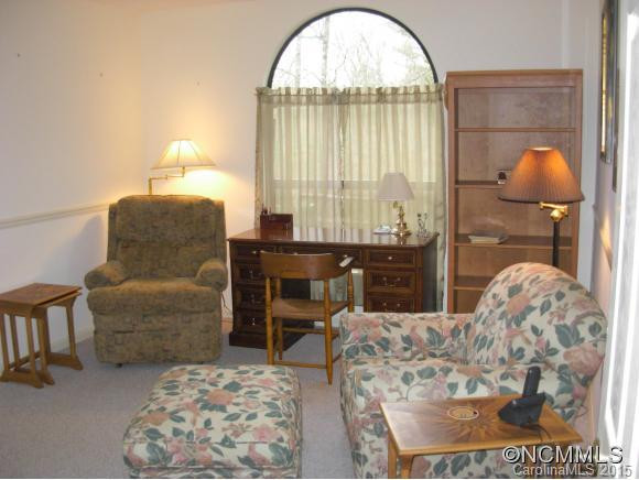 213 Club Drive - Photo 8