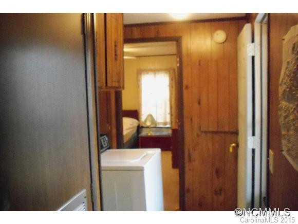 277 Country Ln - Photo 12