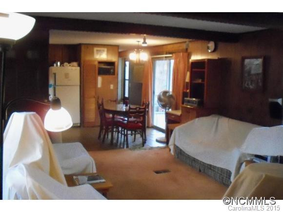 277 Country Ln - Photo 4