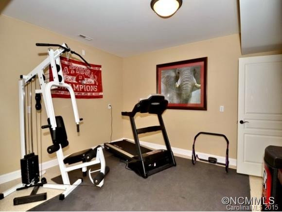 1640 Olmsted Drive - Photo 21