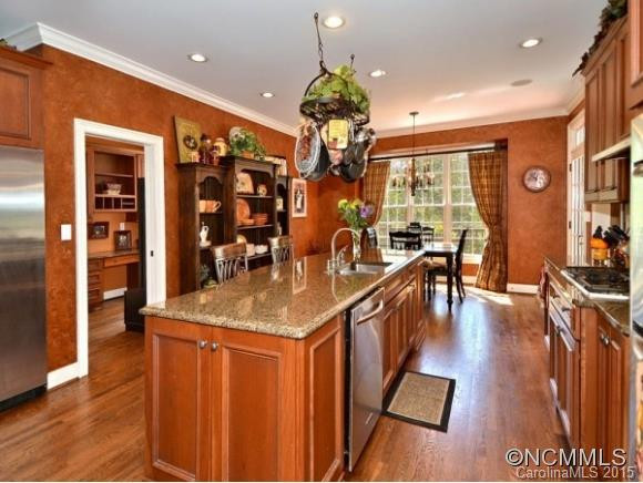 1640 Olmsted Drive - Photo 5