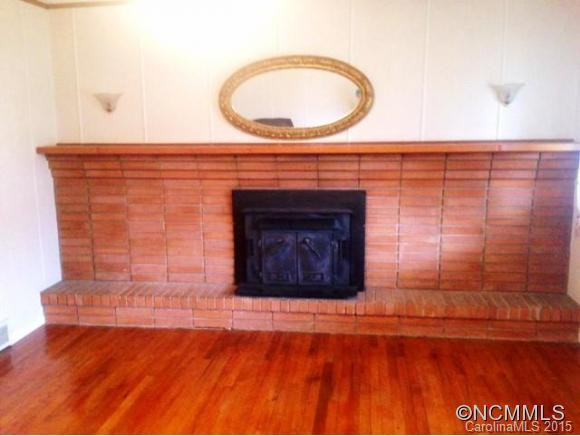 142 Hyatt Street - Photo 2