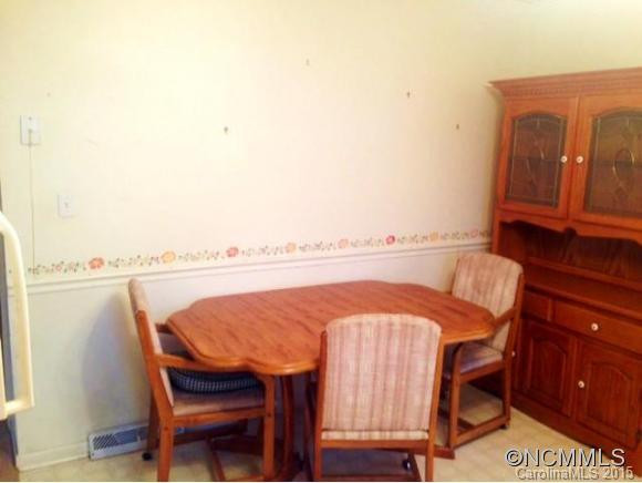 142 Hyatt Street - Photo 13