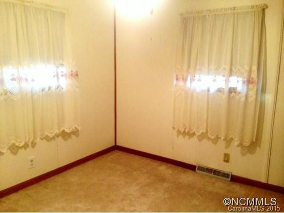 142 Hyatt Street - Photo 17