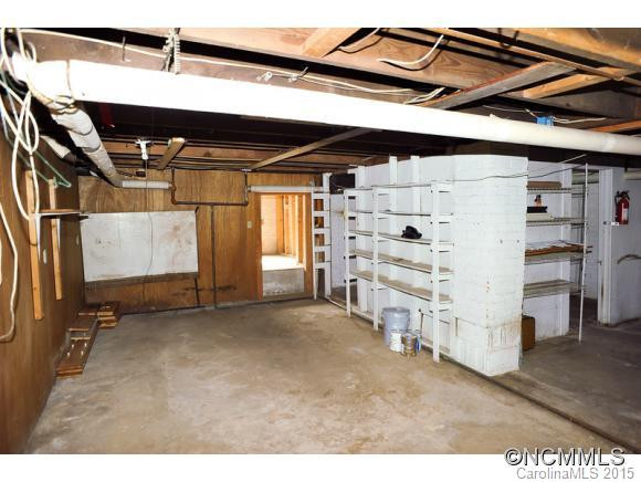 35 Winthrop Road - Photo 22