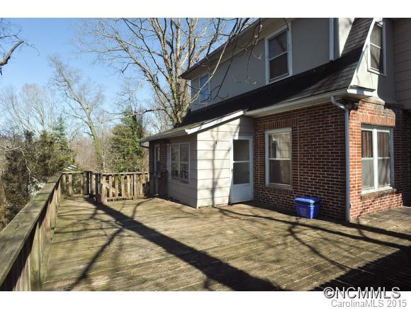 35 Winthrop Road - Photo 4