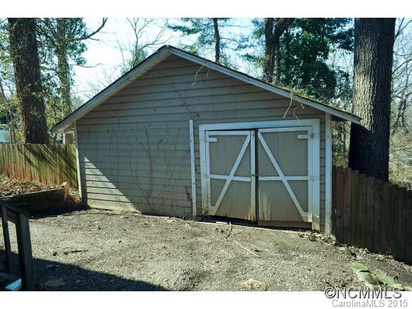 35 Winthrop Road - Photo 6