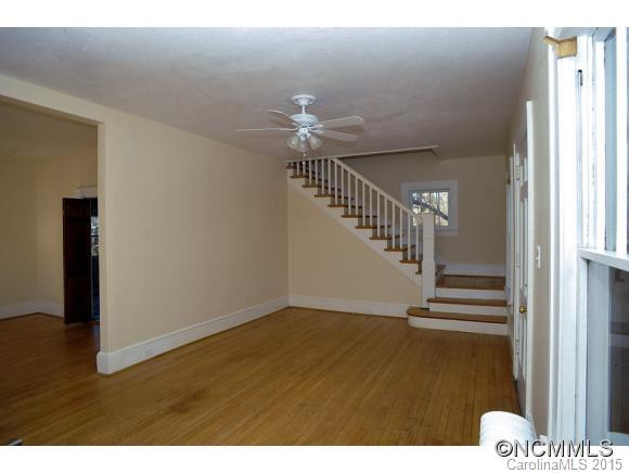35 Winthrop Road - Photo 9