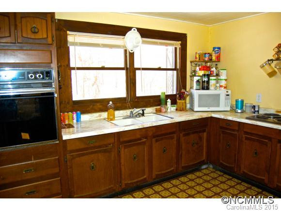20 Bassett Road - Photo 8
