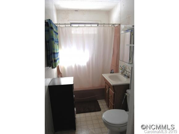 20 Bassett Road - Photo 10