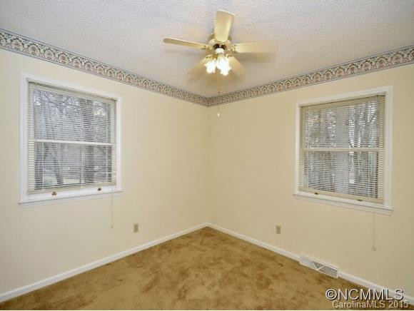 34 STOCKWOOD LN - Photo 9