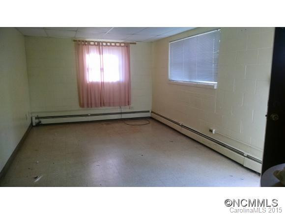 669 Mountain View Road - Photo 11