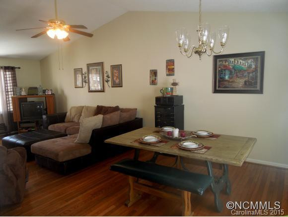 108 Creekstone Lane - Photo 4