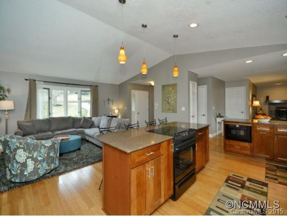 48 WHITE PINE CIRCLE - Photo 11