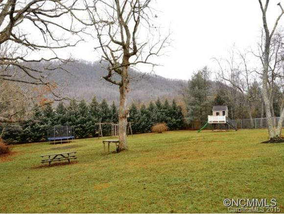 48 WHITE PINE CIRCLE - Photo 3