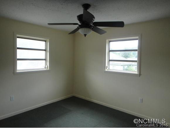 10 Harris Circle - Photo 19