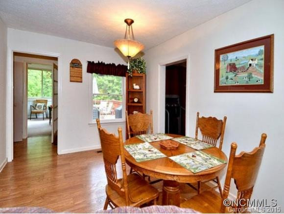 1053 Wickins Drive - Photo 3
