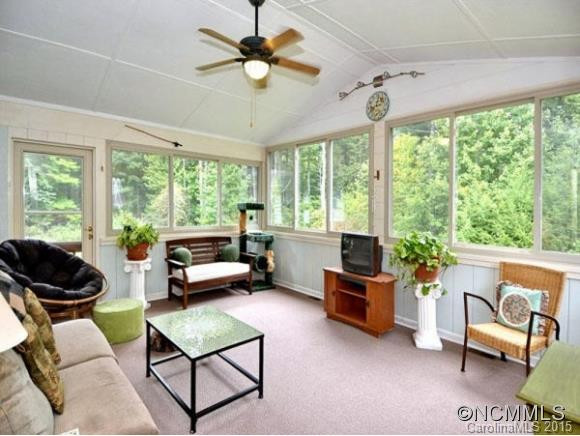 1053 Wickins Drive - Photo 4