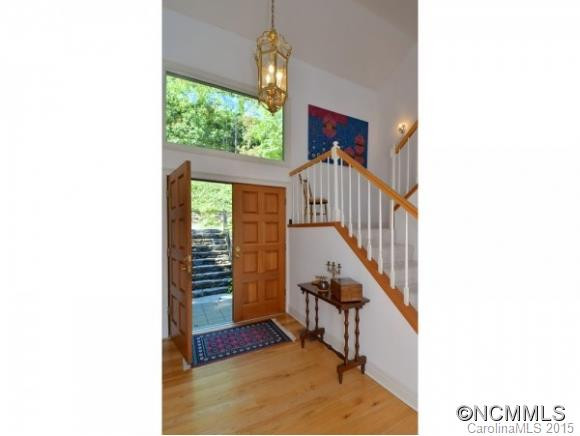370 EAST SONDLEY DRIVE - Photo 2