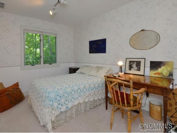 370 EAST SONDLEY DRIVE - Photo 10
