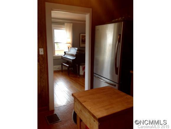 233 Fairfax Avenue - Photo 5