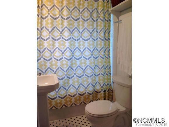 233 Fairfax Avenue - Photo 7