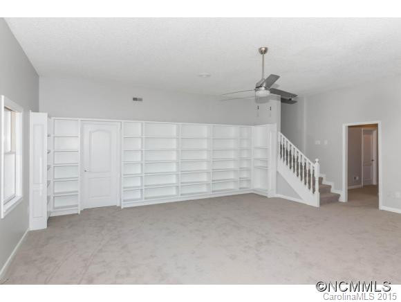 656 Shawn Rachel Parkway - Photo 17