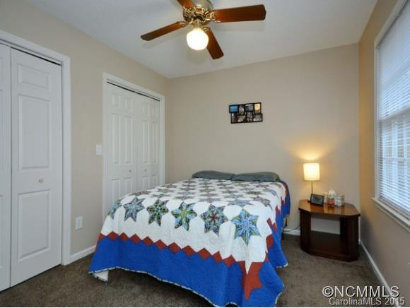 10 TWO OAKS DRIVE - Photo 9