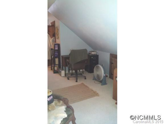 1157 Wills Way - Photo 18