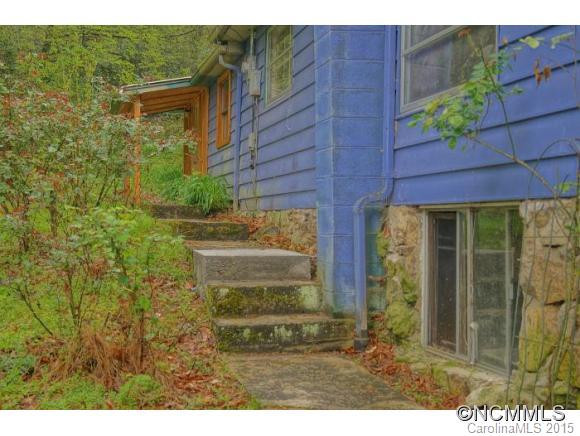 233 Acorn Drive - Photo 3