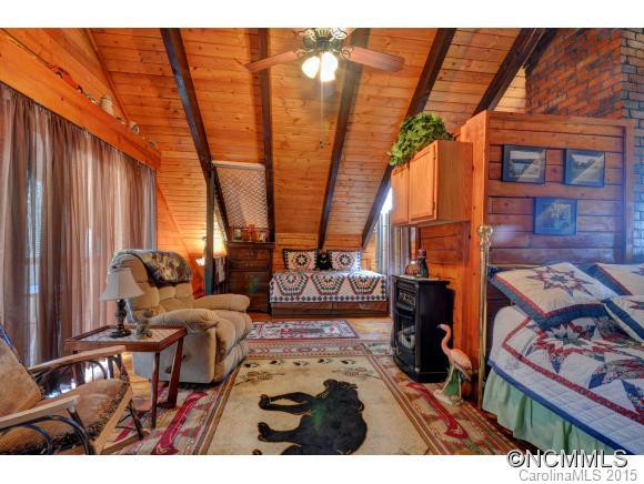 367 Biodome Drive - Photo 11