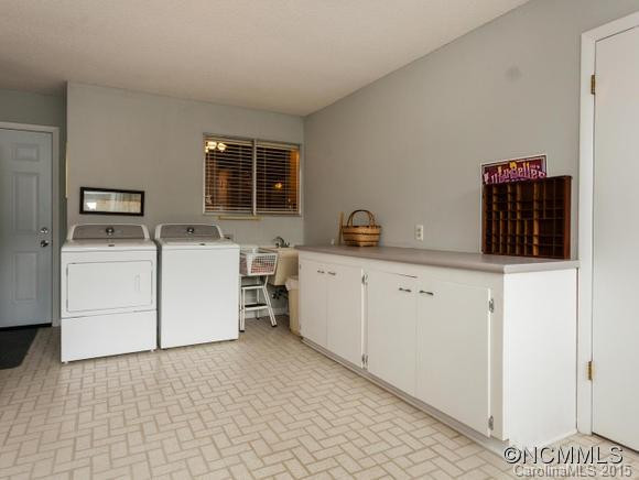 1 Valley Lane - Photo 21