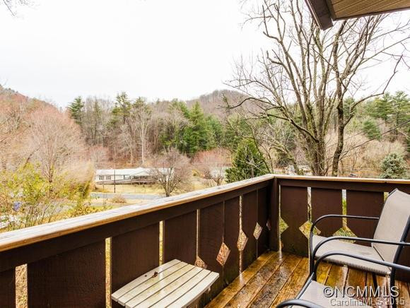 1 Valley Lane - Photo 5